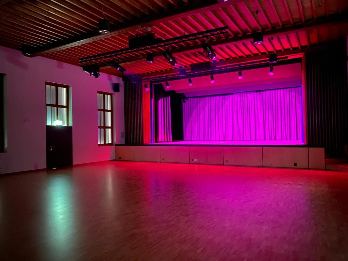 Hotel Hirschen Hinwil Exteriör bild
